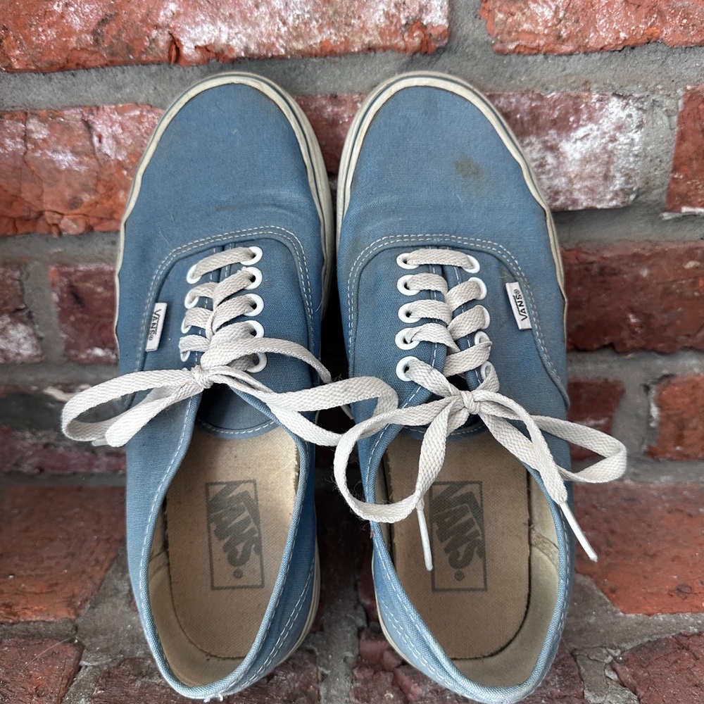 Vans Light Blue Canvas Low-Top Sneakers Dogtown and Z-Boys Shoes M7.5/W9